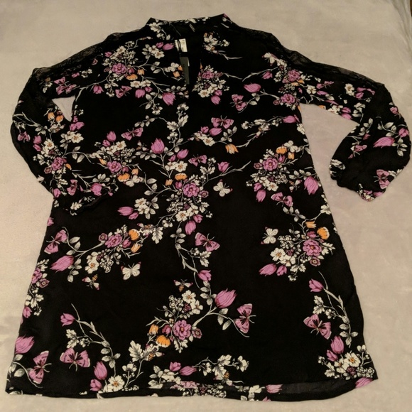 Buffalo David Bitton Dresses & Skirts - Buffalo David Bitton Black Floral Longsleeve Dress